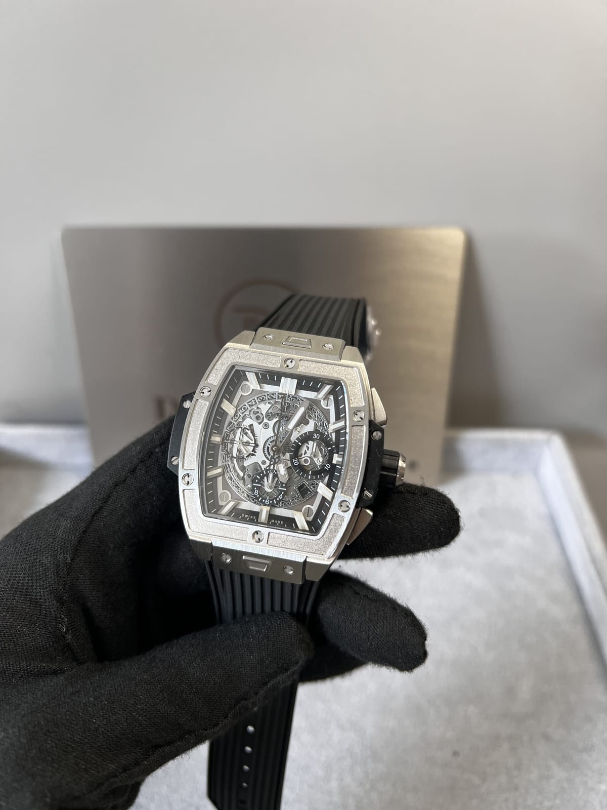 위블로 스피릿 오브 빅뱅 실버 42mm 8