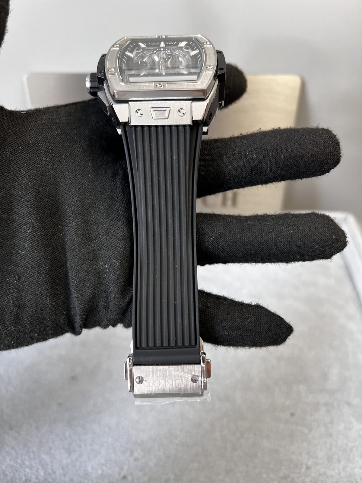 위블로 스피릿 오브 빅뱅 실버 42mm 15