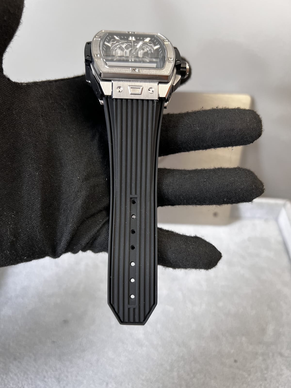 위블로 스피릿 오브 빅뱅 실버 42mm 16