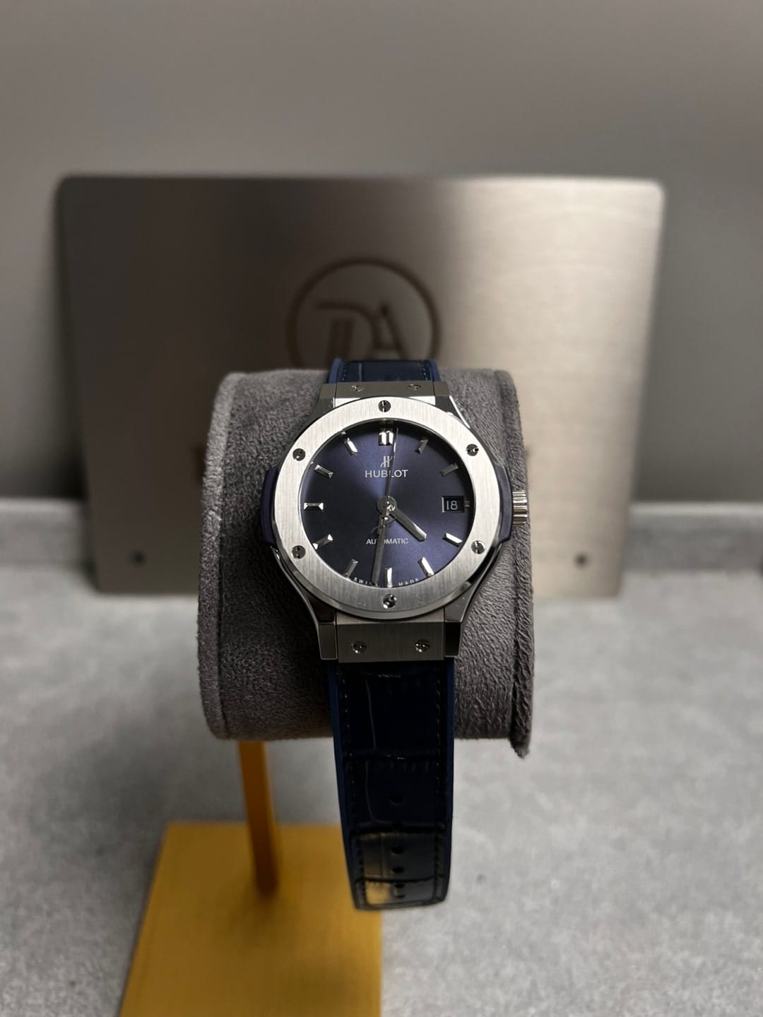 위블로 클래식퓨전 티타늄블루 42mm 3