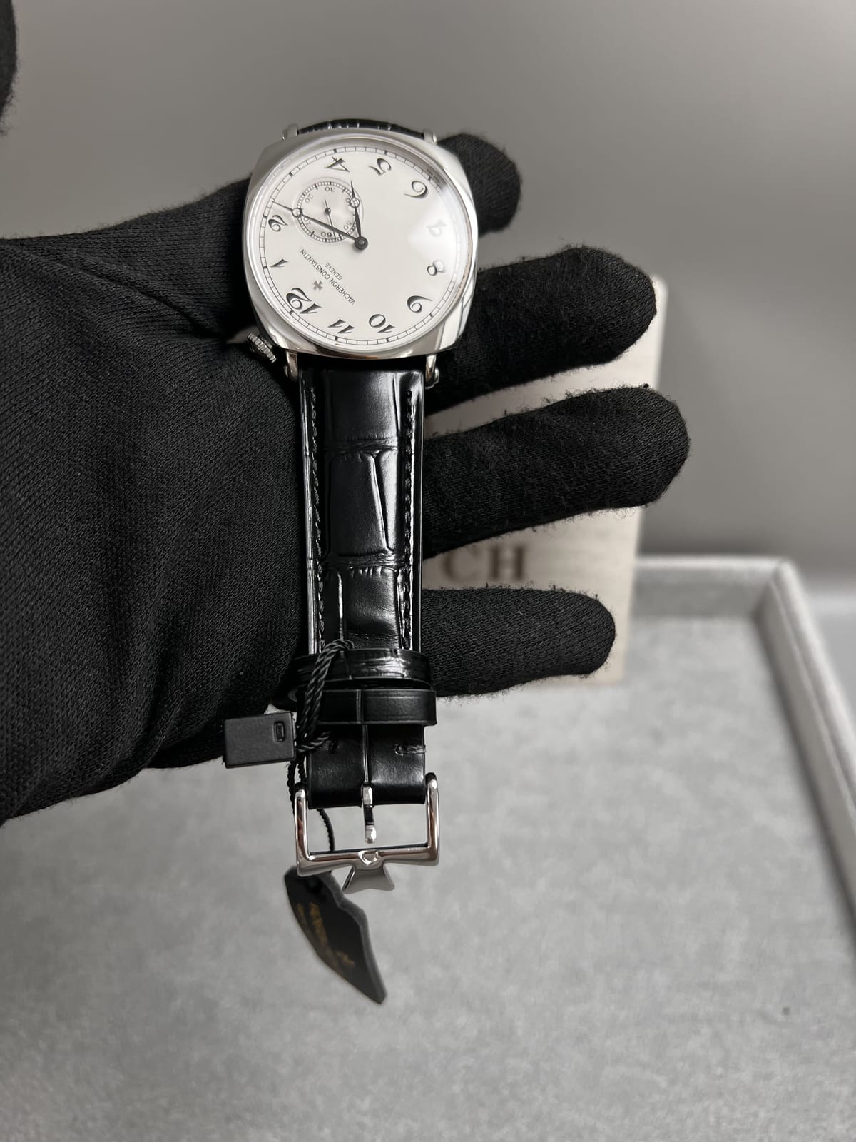 바쉐론콘스탄틴 히스토릭 아메리칸 스틸 블랙악어가죽 40mm 14