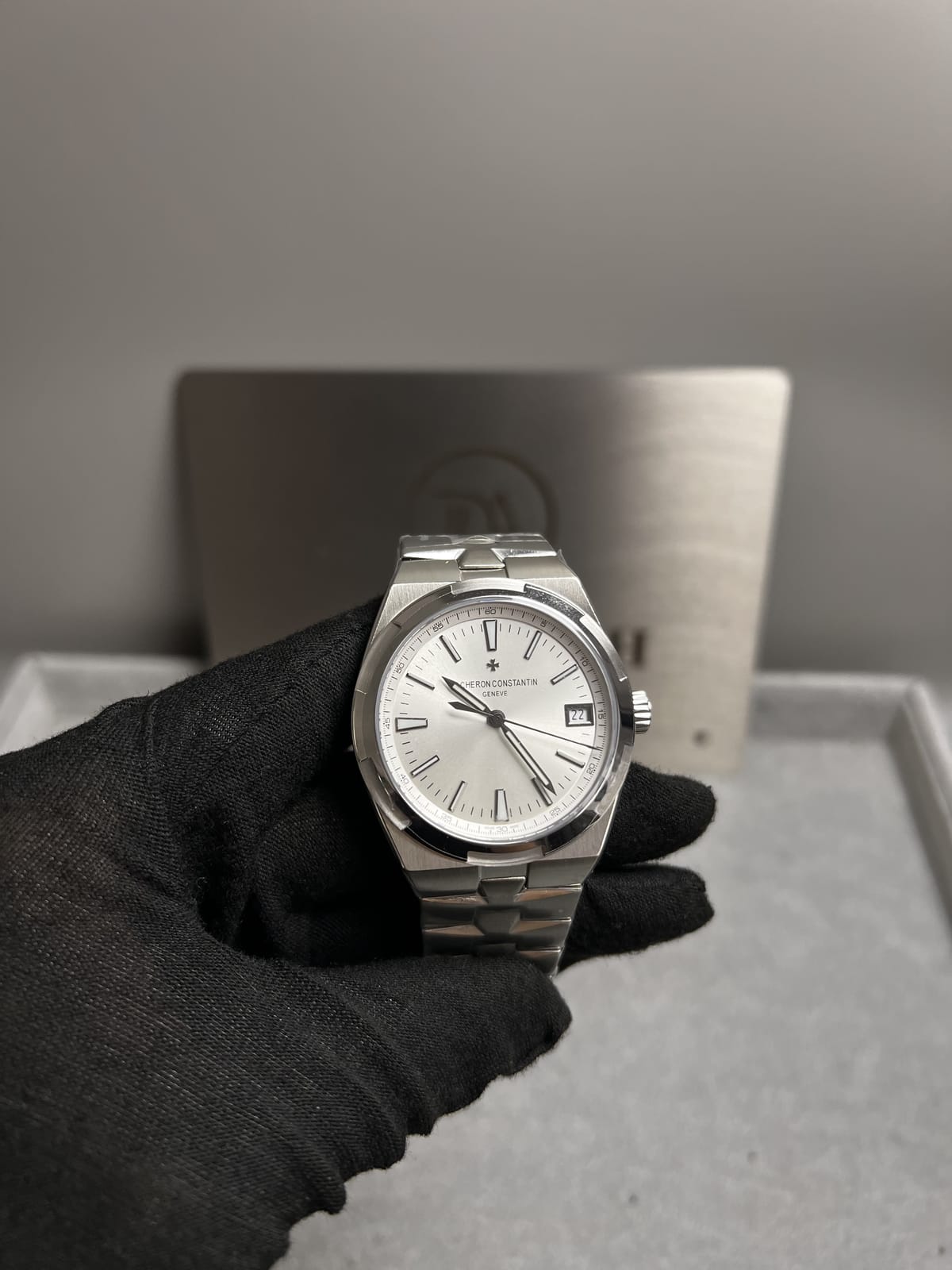바쉐론콘스탄틴 오버시즈 실버다이얼 41mm 9
