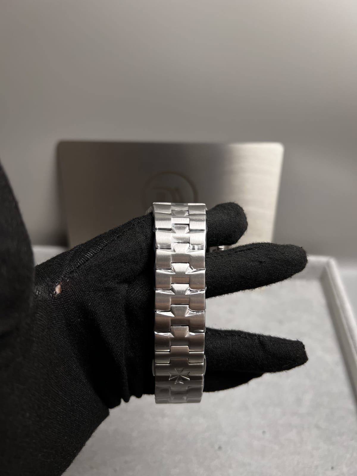 바쉐론콘스탄틴 오버시즈 실버다이얼 41mm 14