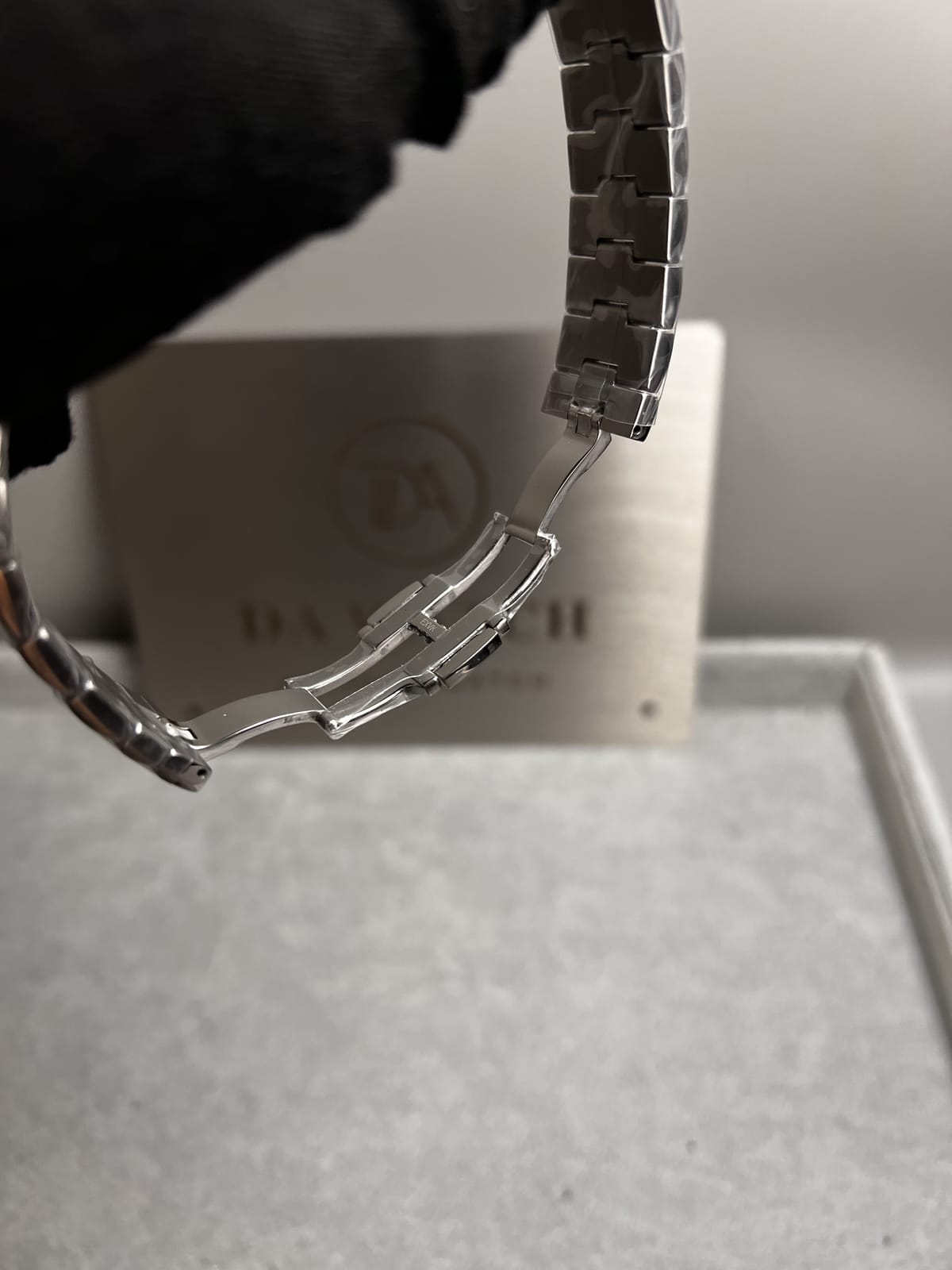 바쉐론콘스탄틴 오버시즈 실버다이얼 41mm 18
