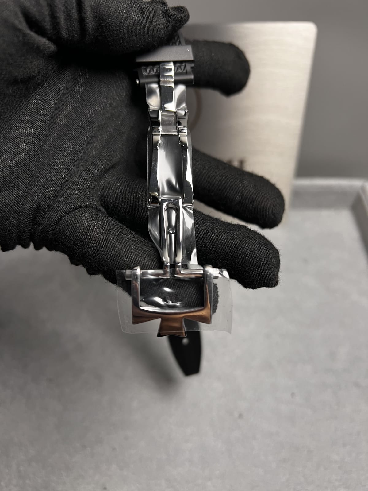바쉐론콘스탄틴 오버시즈 실버다이얼 러버밴드 41mm 17