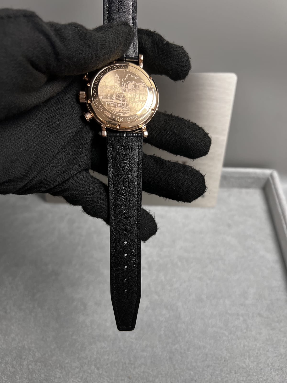 IWC 포르토피노 크로노그래프 금통 42mm 17