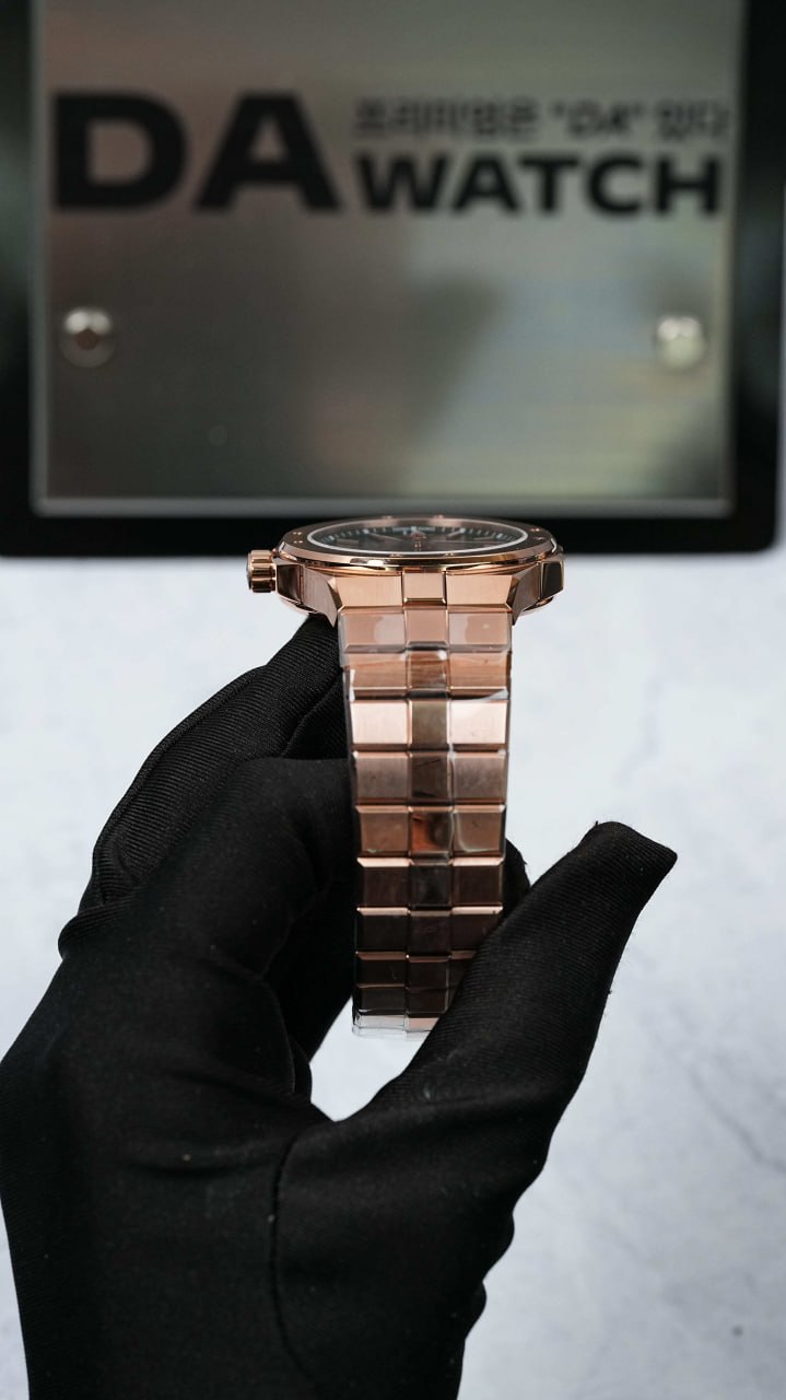쇼파드 알파인 이글 금통 그린 다이얼 41mm 10